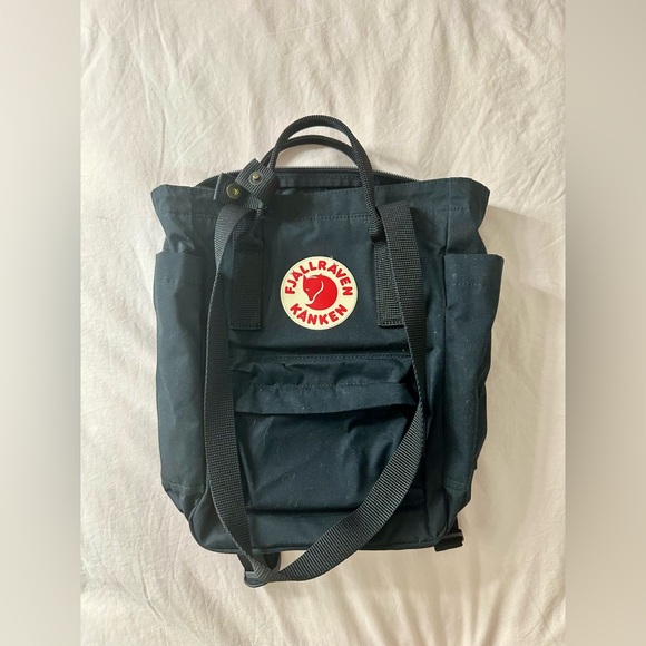 NWT KÅNKEN TOTEPACK - Black Fjällräven’s - Picture 4 of 7